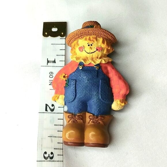 Vintage Scarecrow Pin. Perfect for a Fall accessory! - Picture 6 of 6
